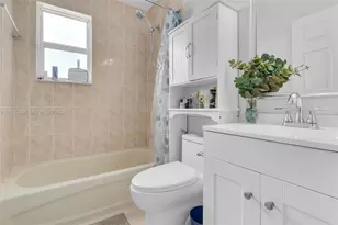 3176 NE 4th St, Homestead, FL 33033 - Photo 15