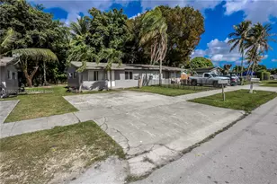 933 NW 11th St, Homestead, FL 33030 - Photo 3