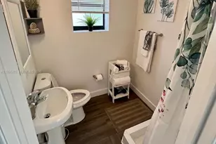 1068 NW 5th St, Miami, FL 33128 - Photo 31