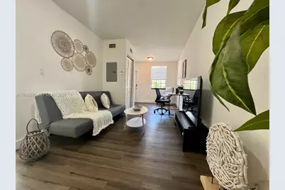 1068 NW 5th St, Miami, FL 33128 - Photo 29