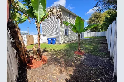 854 SW 8th Pl, Florida City, FL 33034 - Photo 21