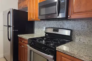 17901 NW 68th Ave, Hialeah, FL 33015 - Photo 5