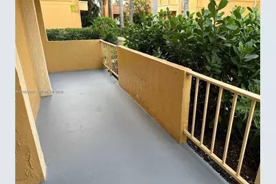 17901 NW 68th Ave #T106, Hialeah, FL 33015 - Photo 23