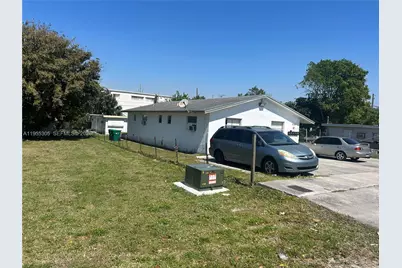 3705 SW 13th Ct, Fort Lauderdale, FL 33312 - Photo 1