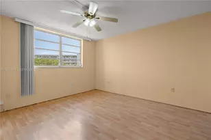 2930 Point E Dr, Aventura, FL 33160 - Photo 15