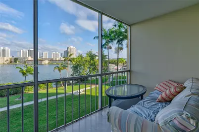 2861 Leonard Dr #F311, Aventura, FL 33160 - Photo 3