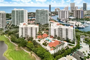 19900 E Country Club Dr, Aventura, FL 33180 - Photo 21