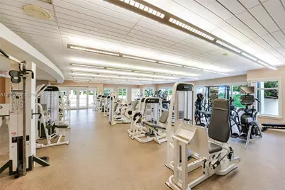 19900 E Country Club Dr #702, Aventura, FL 33180 - Photo 27