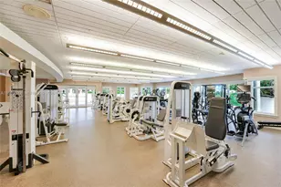 19900 E Country Club Dr, Aventura, FL 33180 - Photo 27