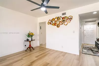 804 Cypress Grove Ln #308, Pompano Beach, FL 33069 - Photo 11