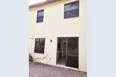 3353 W 91st Ter, Hialeah, FL 33018 - Photo 17