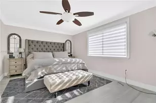 15668 SW 91st Ln, Miami, FL 33196 - Photo 17