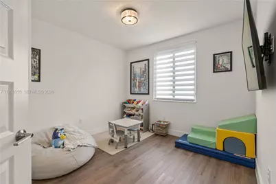 4809 NW 83rd Pkwy, Doral, FL 33166 - Photo 33