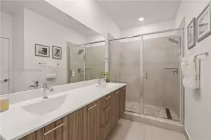 4809 NW 83rd Pkwy, Doral, FL 33166 - Photo 23