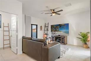 4809 NW 83rd Pkwy, Doral, FL 33166 - Photo 35