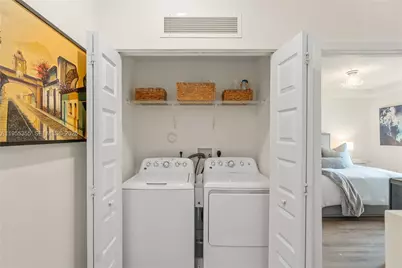 4809 NW 83rd Pkwy, Doral, FL 33166 - Photo 27