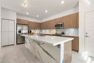 4809 NW 83rd Pkwy, Doral, FL 33166 - Photo 15