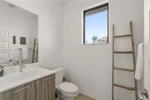 4809 NW 83rd Pkwy, Doral, FL 33166 - Photo 37