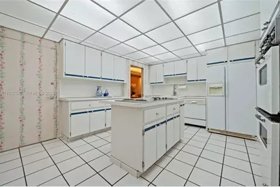 10155 Collins Ave #909, Bal Harbour, FL 33154 - Photo 17