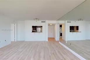 540 Brickell Key Dr, Miami, FL 33131 - Photo 9