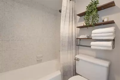 300 Bayview Dr #2114, Sunny Isles Beach, FL 33160 - Photo 13