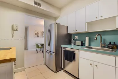 300 Bayview Dr #2114, Sunny Isles Beach, FL 33160 - Photo 7