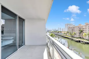 2950 NE 188th St, Aventura, FL 33180 - Photo 31