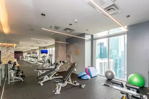 151 SE 1st St, Miami, FL 33131 - Photo 37