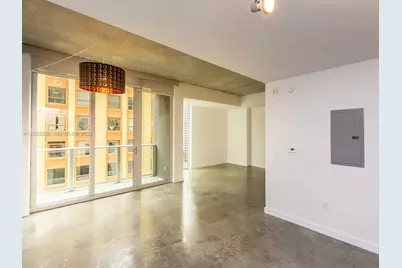 151 SE 1st St #805, Miami, FL 33131 - Photo 7