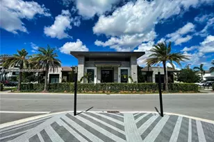 4657 NW 83rd Pkwy, Doral, FL 33166 - Photo 19