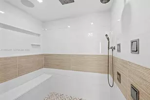 333 Las Olas Way, Fort Lauderdale, FL 33301 - Photo 29