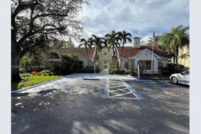 12581 Equestrian Circle #1010, Other City - In The State Of Florida, FL 33907 - Photo 5