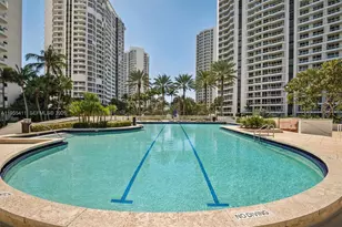 21200 Point Pl, Aventura, FL 33180 - Photo 31