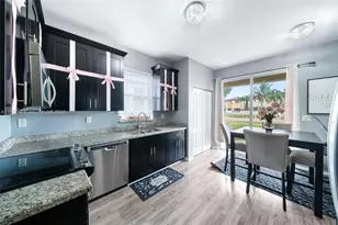 1097 NE 40th Rd, Homestead, FL 33033 - Photo 7