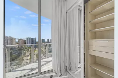 17475 Collins Ave #904, Miami Beach, FL 33160 - Photo 5