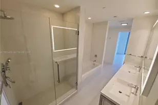 2000 Metropica Wy, Sunrise, FL 33323 - Photo 21