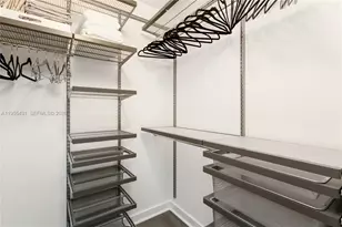 50 South Pointe Dr, Miami Beach, FL 33139 - Photo 17