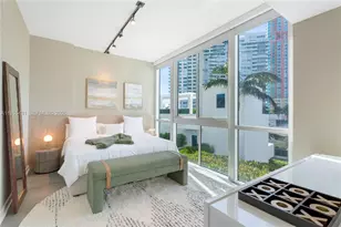 50 South Pointe Dr, Miami Beach, FL 33139 - Photo 13