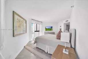 3610 Yacht Club Dr, Aventura, FL 33180 - Photo 15