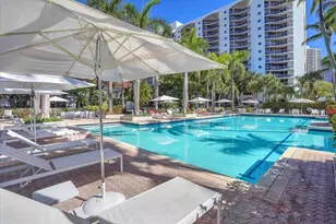 3610 Yacht Club Dr, Aventura, FL 33180 - Photo 31