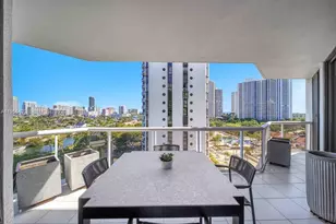 3610 Yacht Club Dr, Aventura, FL 33180 - Photo 25