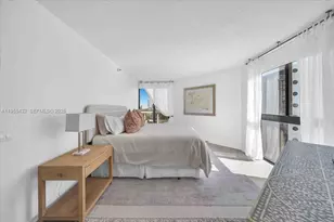 3610 Yacht Club Dr, Aventura, FL 33180 - Photo 17