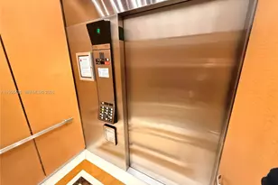 610 Clematis St, West Palm Beach, FL 33401 - Photo 5