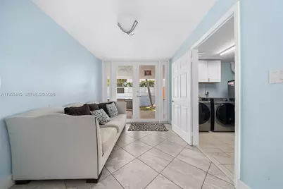 311 N Surf Rd, Hollywood, FL 33019 - Photo 37