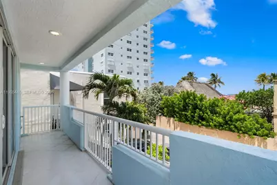 311 N Surf Rd, Hollywood, FL 33019 - Photo 43