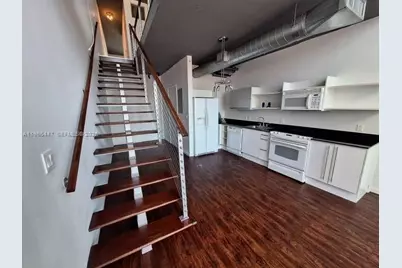 690 SW 1 Ct #2711, Miami, FL 33130 - Photo 3