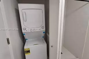 690 SW 1st Ct, Miami, FL 33130 - Photo 15