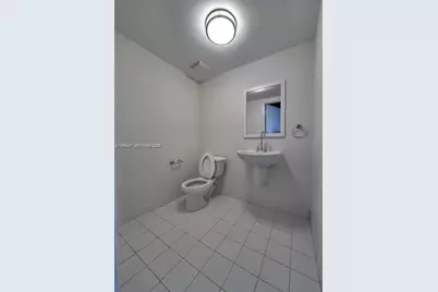 690 SW 1 Ct #2711, Miami, FL 33130 - Photo 13