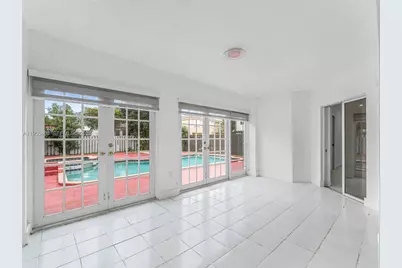 9435 SW 156th Pl, Miami, FL 33196 - Photo 9