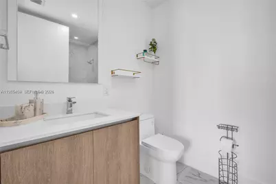 17550 Collins Ave #704, Sunny Isles Beach, FL 33160 - Photo 23